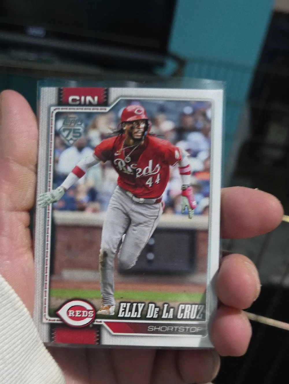 Topps Reds Baseball Card - Red, White, Gray - Picture 1 of 1